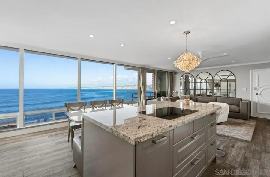 1219 Coast Blvd #4, La Jolla, CA 92037 - #2