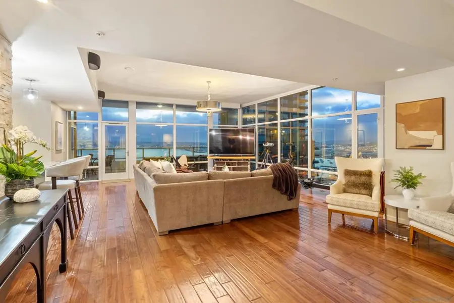 1262 Kettner Blvd #2701, San Diego, CA 92101 - #3