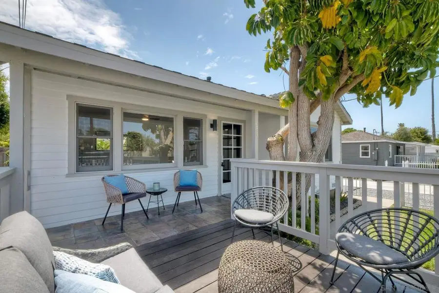 1027-1029 Knowles Ave., Carlsbad, CA 92008 - #3