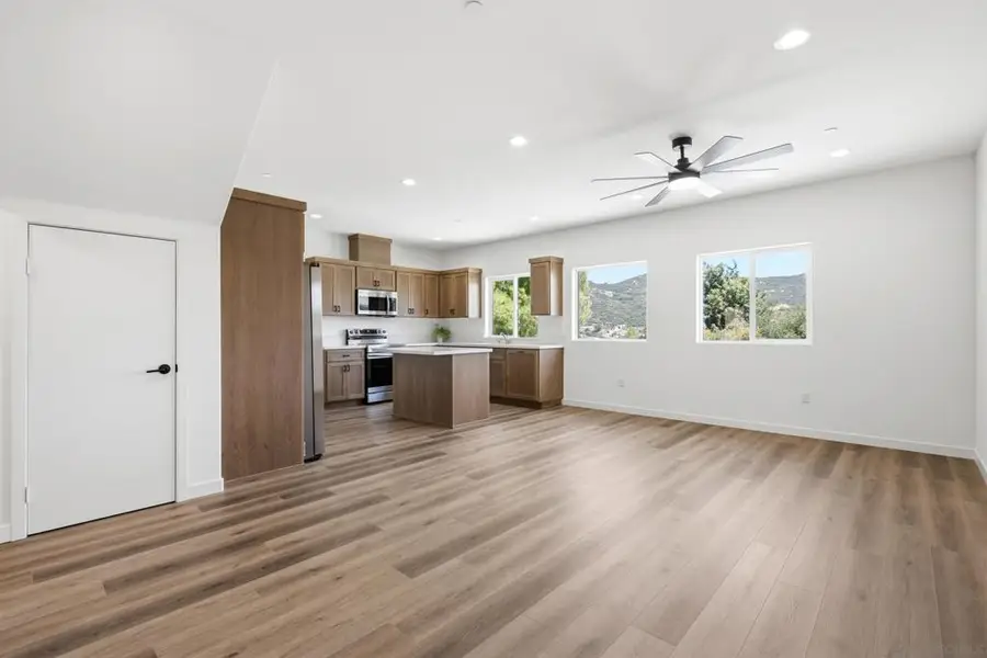 707 Lingel Dr, El Cajon, CA 92019 - #3