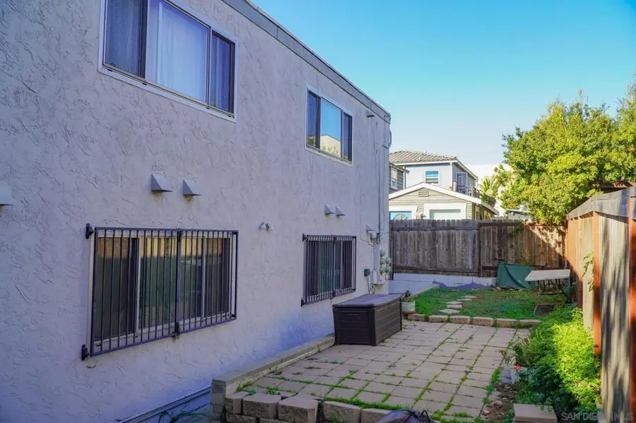 2127 Front St., San Diego, CA 92101 - #3