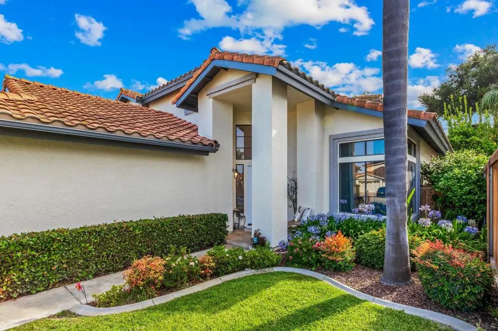 2064 White Birch Dr, Vista, CA 92081 - #1