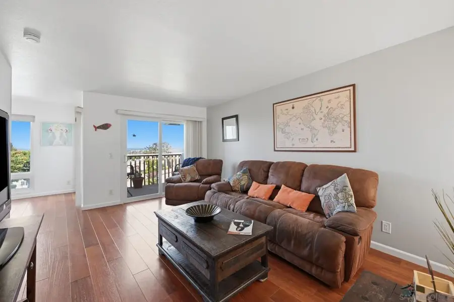 908 Caminito Madrigal #Unit H, Carlsbad, CA 92011 - #3