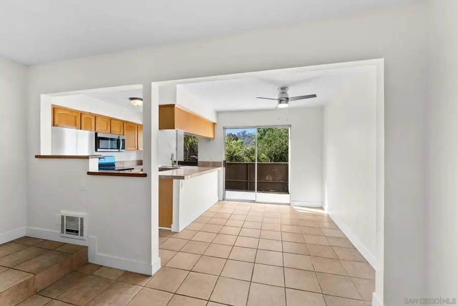1317 Caminito Gabaldon #I, San Diego, CA 92108 - #3