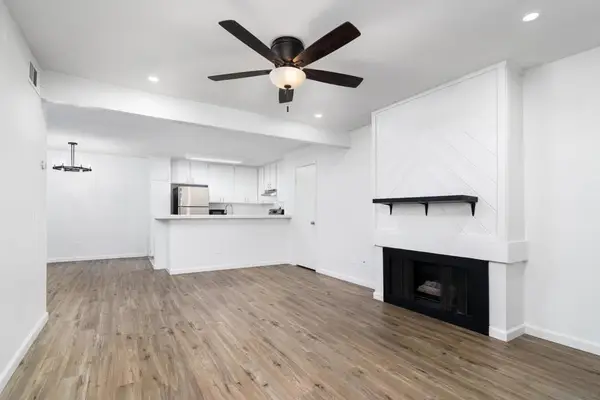 9249 Village Glen Dr. #102, San Diego, CA 92123