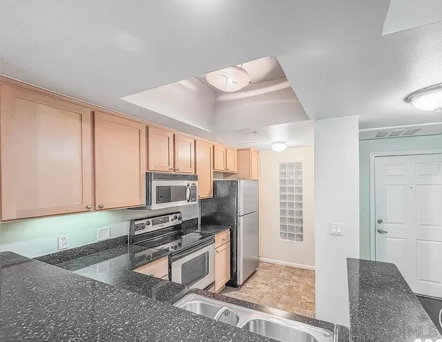 2400 5th #203, San Diego, CA 92101 - #2