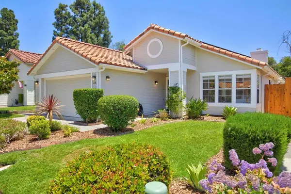 2110 Shadetree, Escondido, CA 92029