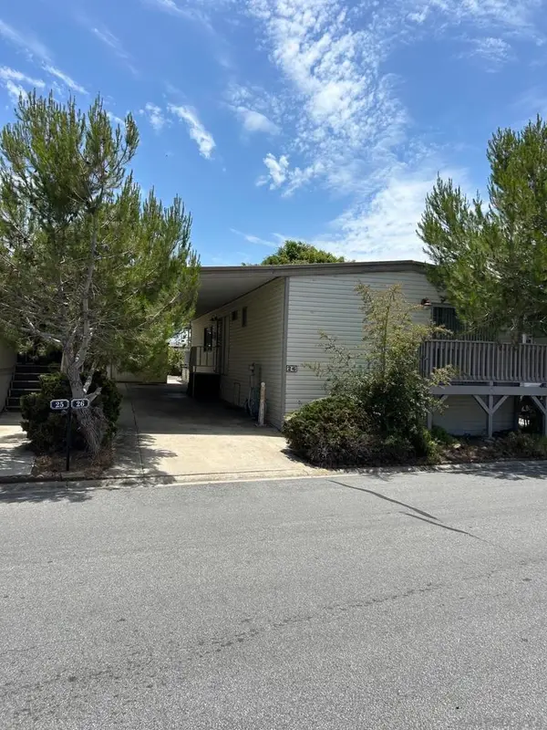 2750 Wheatstone #26, San Diego, CA 92111