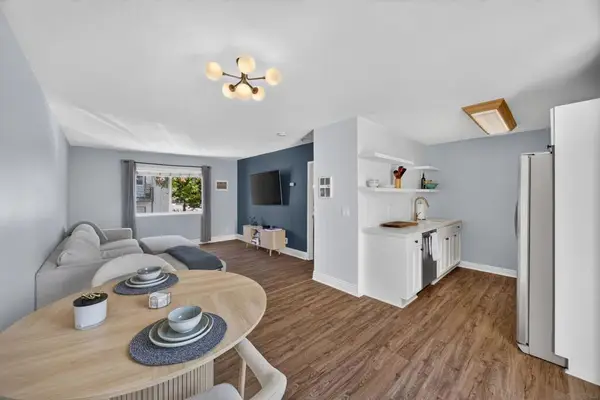 2850 Reynard Way #23, San Diego, CA 92103