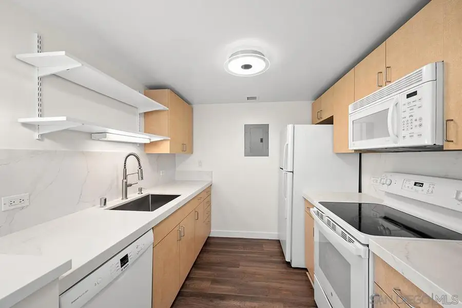 425 W Beech Street #721, San Diego, CA 92101 - #3