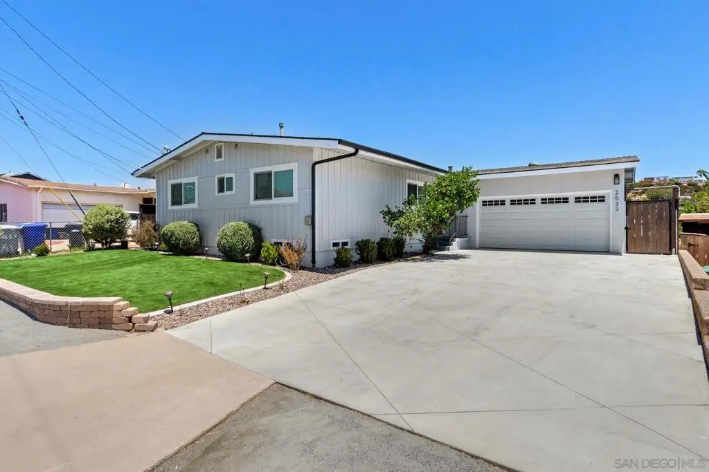 2533 Calle Tres Lomas, San Diego, CA 92139 - #1