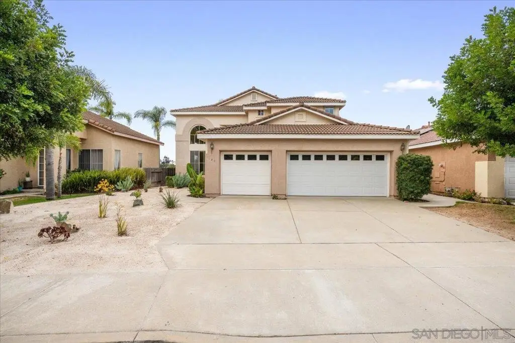 546 Calle Capistrano, San Marcos, CA 92069 - #1