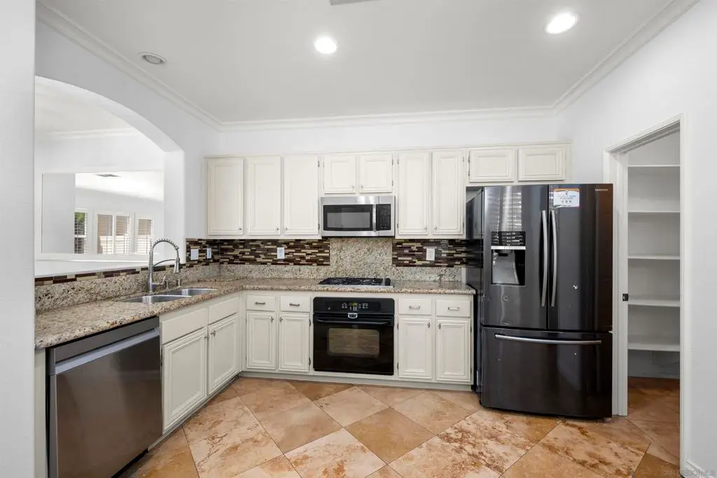 6369 Avenida De Las Vistas #4, San Diego, CA 92154 - #1