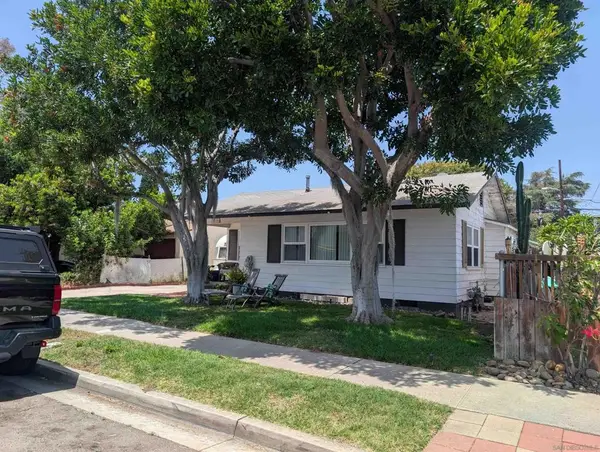 Address Withheld By Seller, San Diego, CA 92109