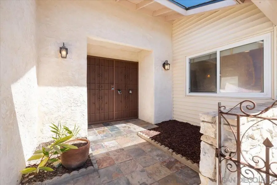 16620 San Salvador Ct, San Diego, CA 92128 - #3