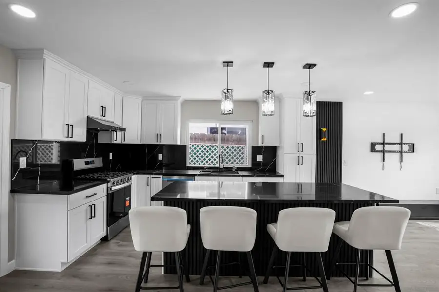 10385 Cheviot, San Diego, CA 92126 - #2