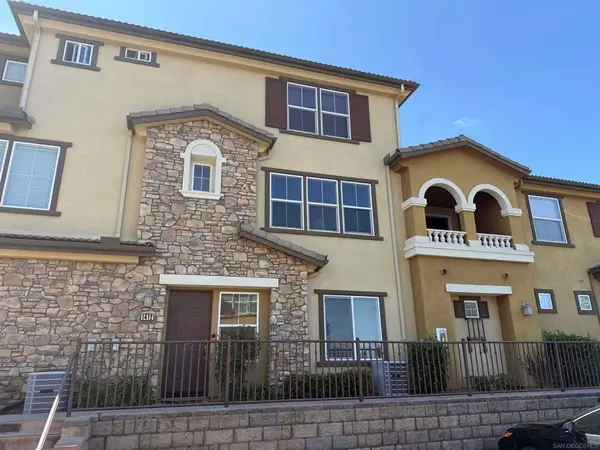 1412 Calabria, Santee, CA 92071