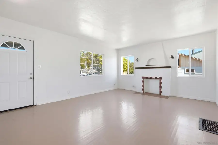 426 E Ave, National City, CA 91950 - #3