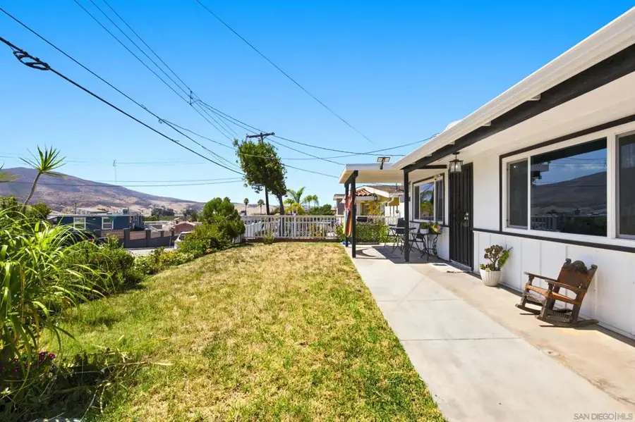 628 San Miguel St, Spring Valley, CA 91977 - #3