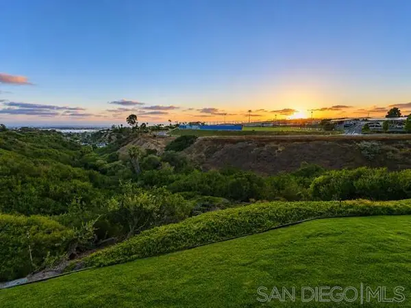 3658 Clairemont Drive #1D, San Diego, CA 92117