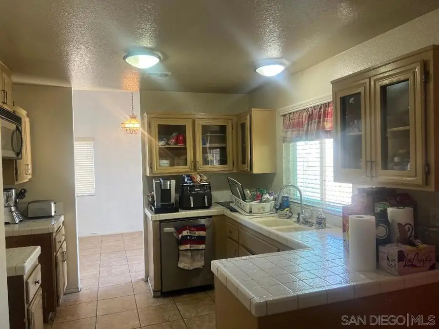 12003 Redwood Dr, Fontana, CA 92337 - #2