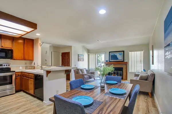 4230 Porte De Palmas #43, San Diego, CA 92122