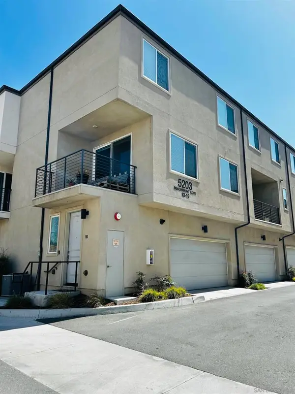5203 Beachfront Cove #18, San Diego, CA 92154