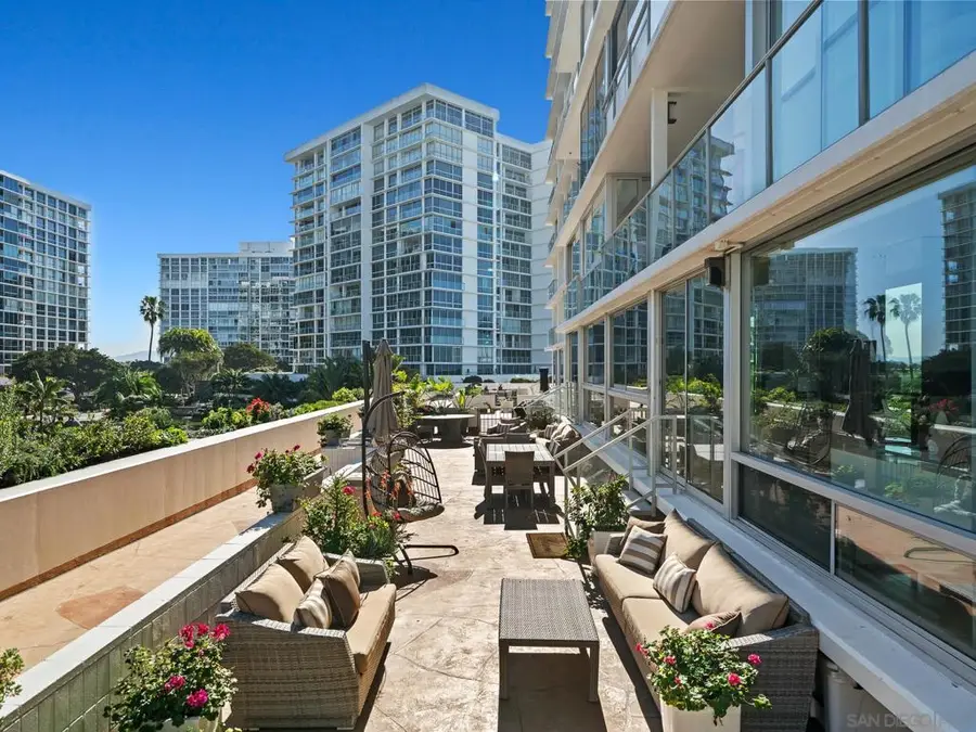 1760 Avenida Del Mundo #101 & 110, Coronado, CA 92118 - #2