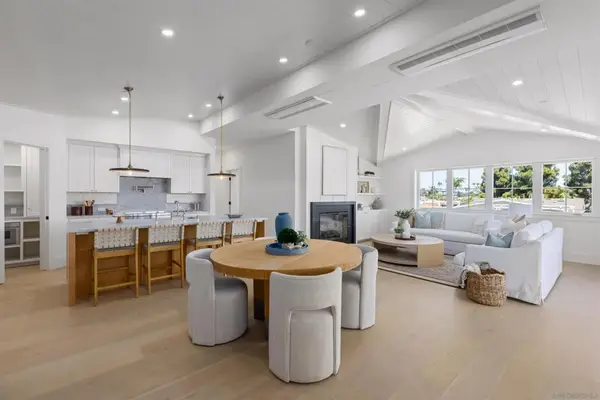 747 Orange Ave #304, Coronado, CA 92118