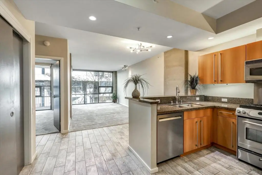 350 11th Ave #323, San Diego, CA 92101 - #1