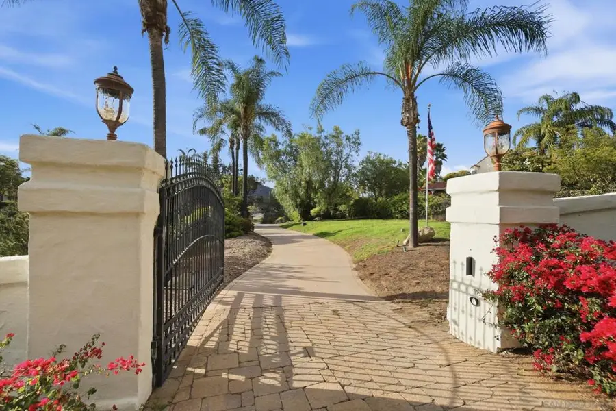 3548 Rosa Way, Fallbrook, CA 92028 - #2