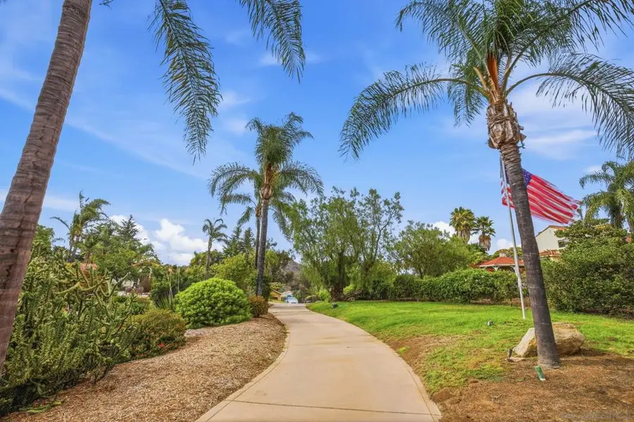 3548 Rosa Way, Fallbrook, CA 92028 - #3