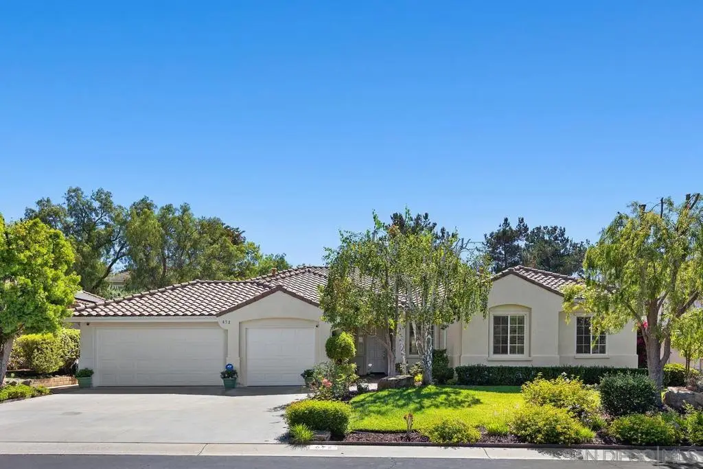 672 Inverlochy Dr, Fallbrook, CA 92028 - #1