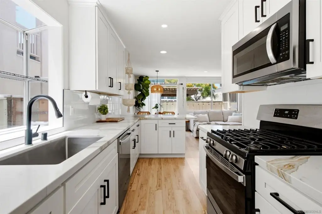 3063 Barnard St #1, San Diego, CA 92110 - #1