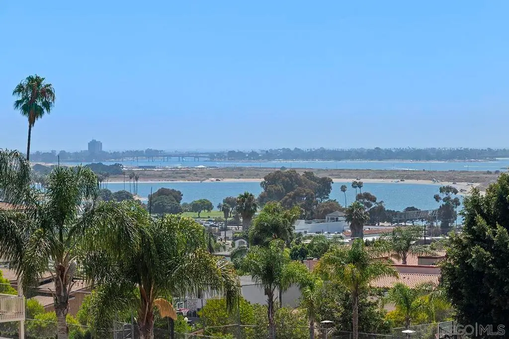 2702 Bay Canyon Ct, San Diego, CA 92117 - #1