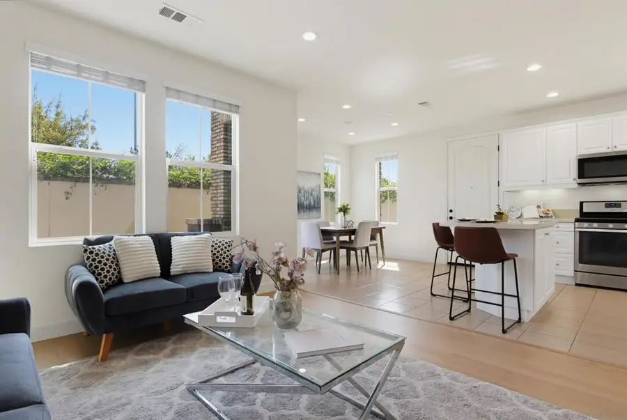 16055 Veridian, San Diego, CA 92127 - #3