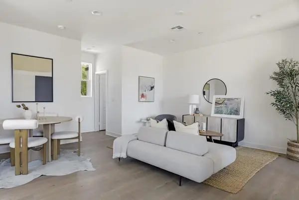 244 Pico Ave #14, San Marcos, CA 92069