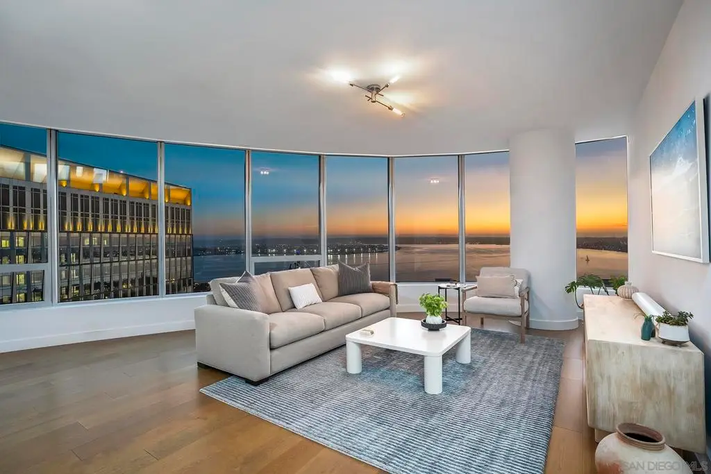 888 W E #2302, San Diego, CA 92101 - #1