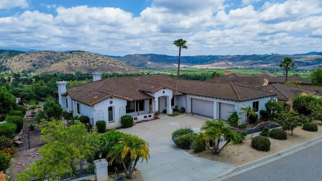 3862 Flowerwood Lane, Fallbrook, CA 92028 - #1