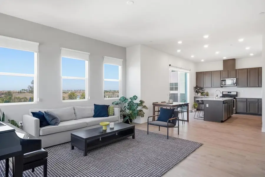 2014 Luzon Ln #8, Chula Vista, CA 91915 - #3