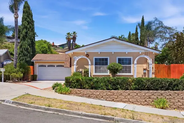 8716 Brady Ave, Spring Valley, CA 91977
