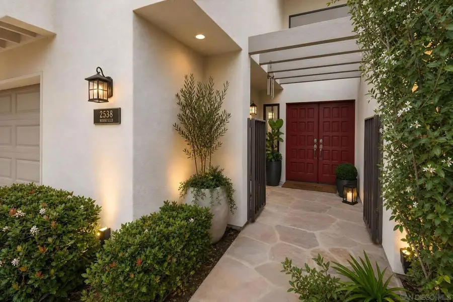 2538 Caminito Muirfield, La Jolla, CA 92037 - #3