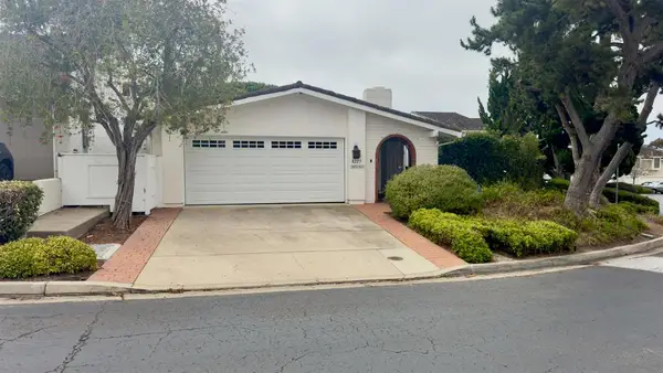 8223 Caminito Locayo, La Jolla, CA 92037
