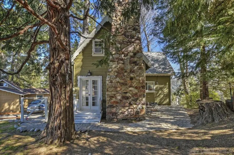710 Arosa, Crestline, CA 92325 - #3