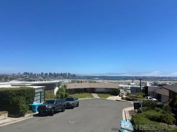 2011 Rodelane, San Diego, CA 92103