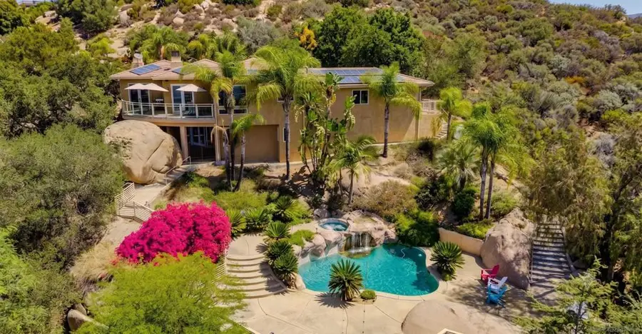 28521 Gladstone Ct, Escondido, CA 92026 - #2