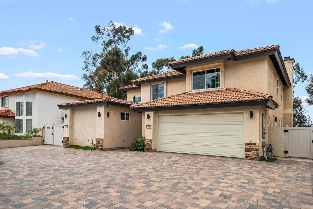 971 969-973 E J St, Chula Vista, CA 91910 - #1