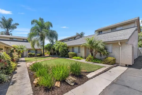 4754 68th St #B, San Diego, CA 92115