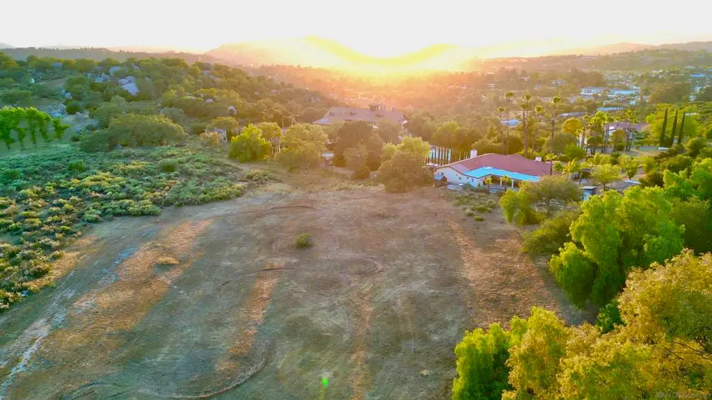 2804 6 S Grade Rd, Alpine, CA 91901 - #1