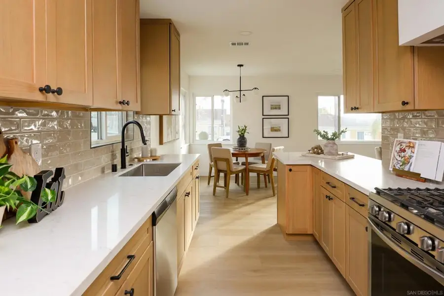 1003 Manchester, National City, CA 91950 - #3